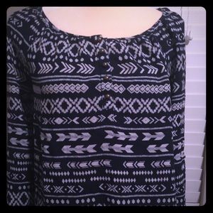 Aztec print navy blue peasant top XS